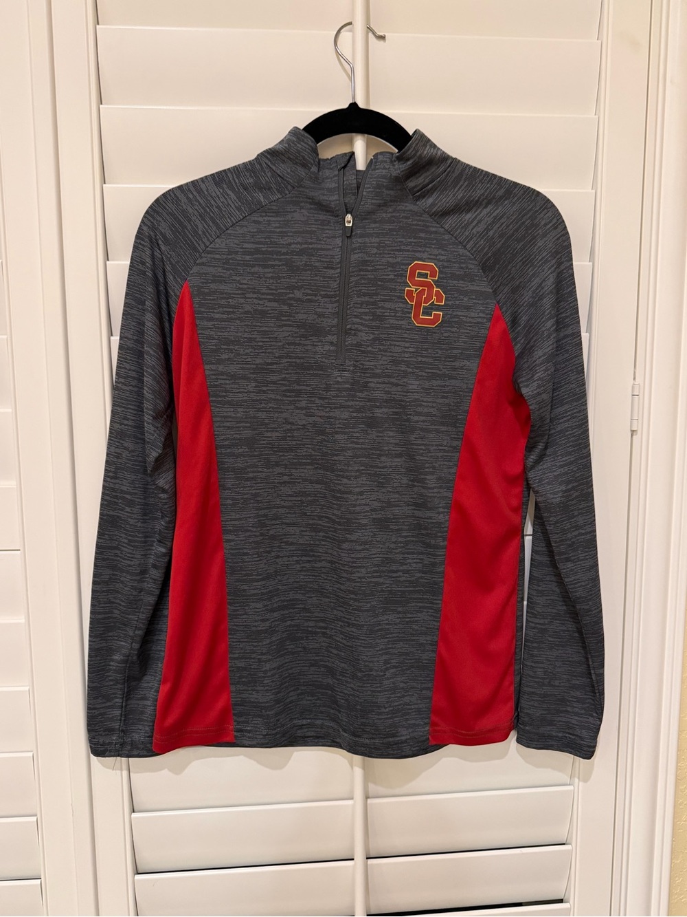 Women's Grey & Red Quarter-Zip Pullover Jacket
